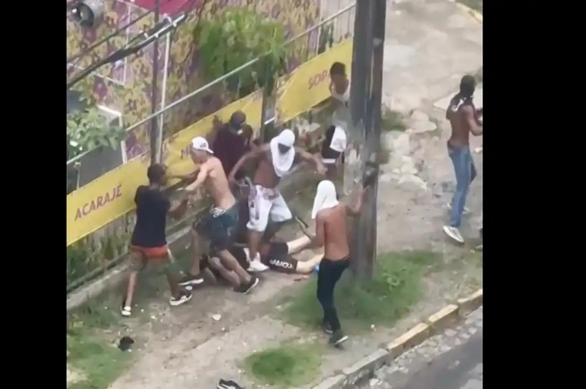 Confronto entre torcidas do Santa Cruz e Sport deixa feridos e destruição nas ruas do Recife