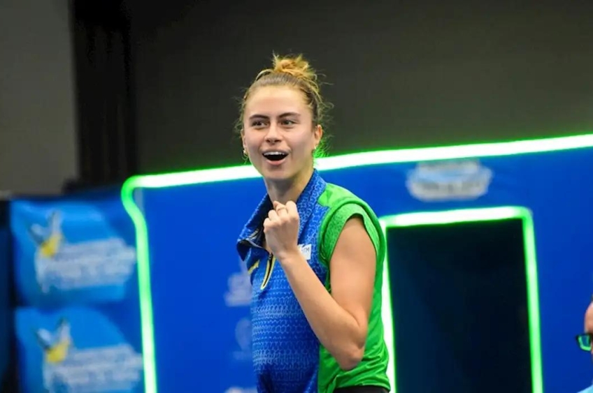Bruna Takahashi vence de virada na estreia em Malmo e avança à 2ª rodada