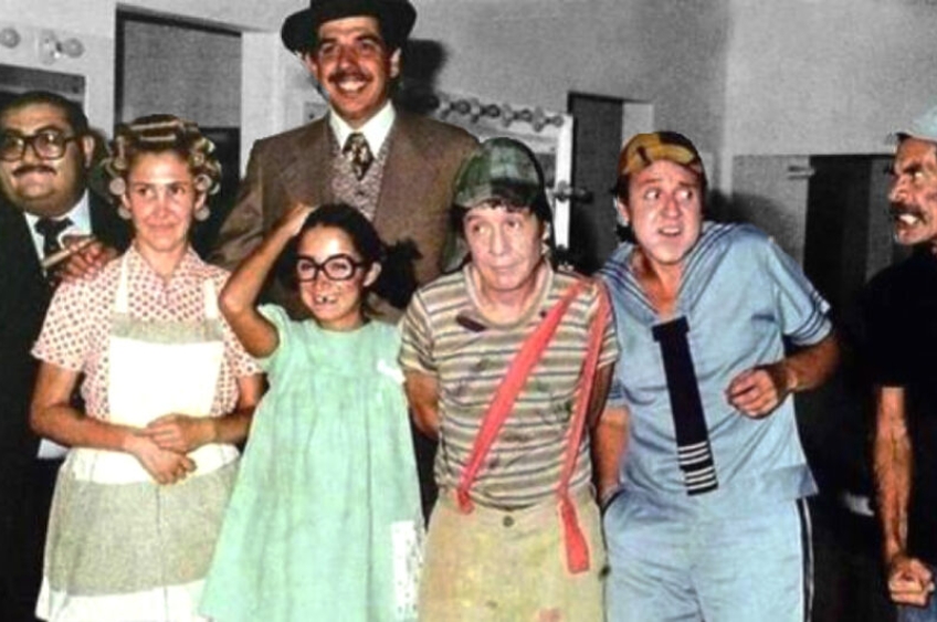 SBT mantém programação atual e adia retorno do seriado Chaves