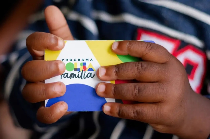 Caixa paga parcela de março do Bolsa Família para beneficiários com NIS final 4