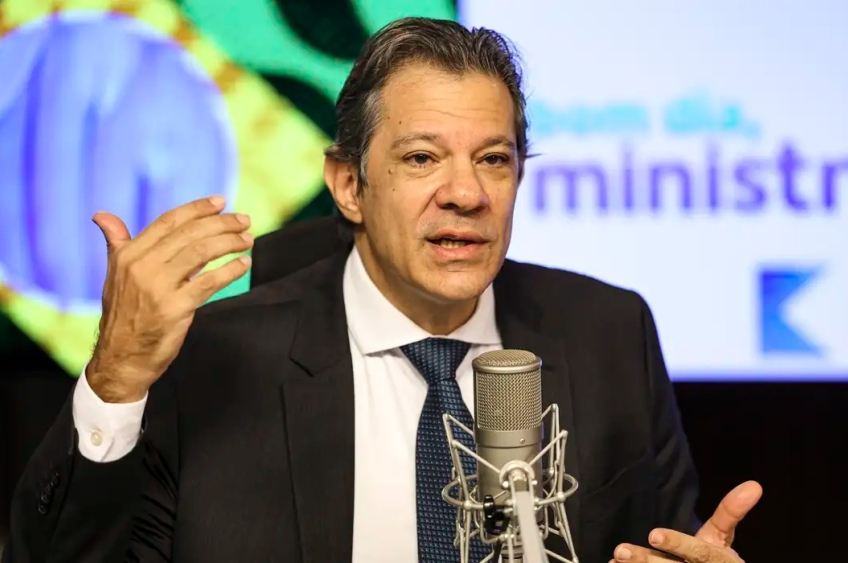 Haddad defende crédito consignado para CLT como proteção contra juros altos