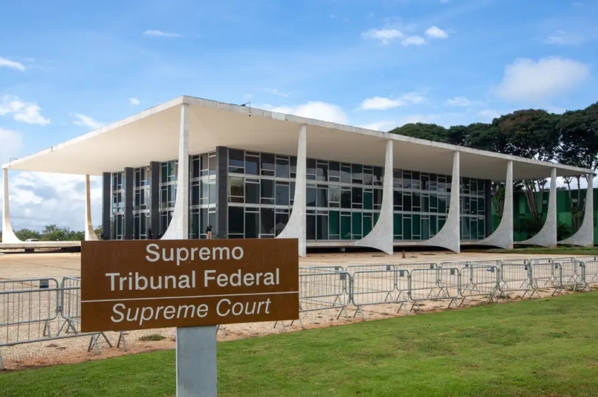 STF adia julgamento sobre critérios para vasectomia e laqueadura