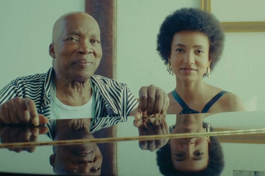 Esperanza Spalding denuncia descaso com Milton Nascimento no Grammy 2025