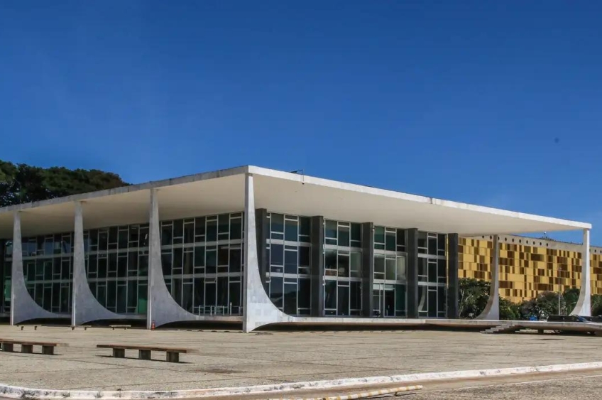 Moraes encerra instrução e abre prazo para alegações finais em ação contra Núcleo 3 de trama golpista