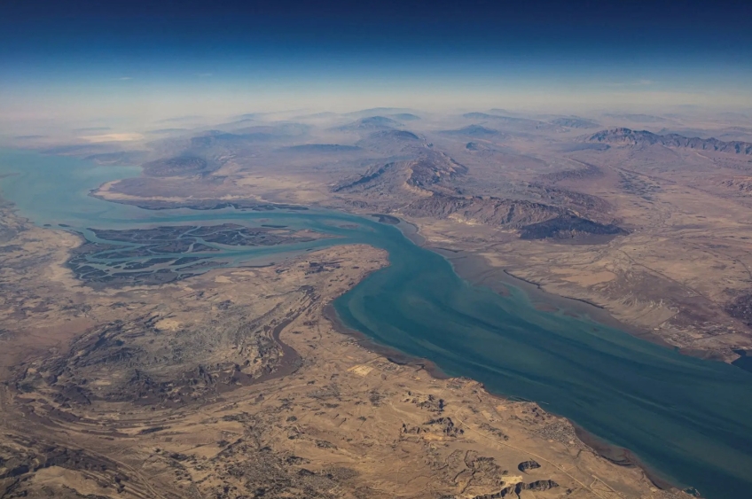 Prazo de Trump para Irã reabrir Estreito de Ormuz expira nesta segunda-feira e mercados reagem com alta do petróleo e quedas em bolsas asiáticas