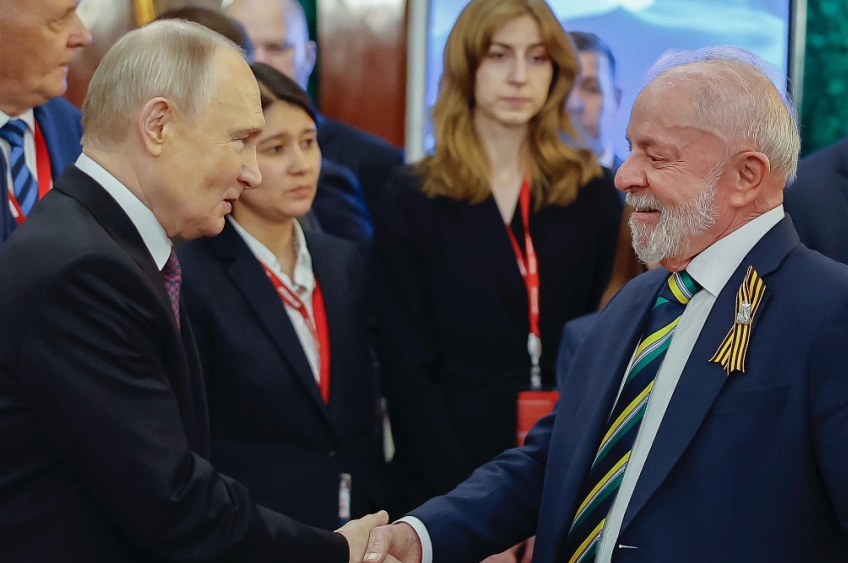 Lula celebra 80 anos da vitória contra o nazismo na Rússia 