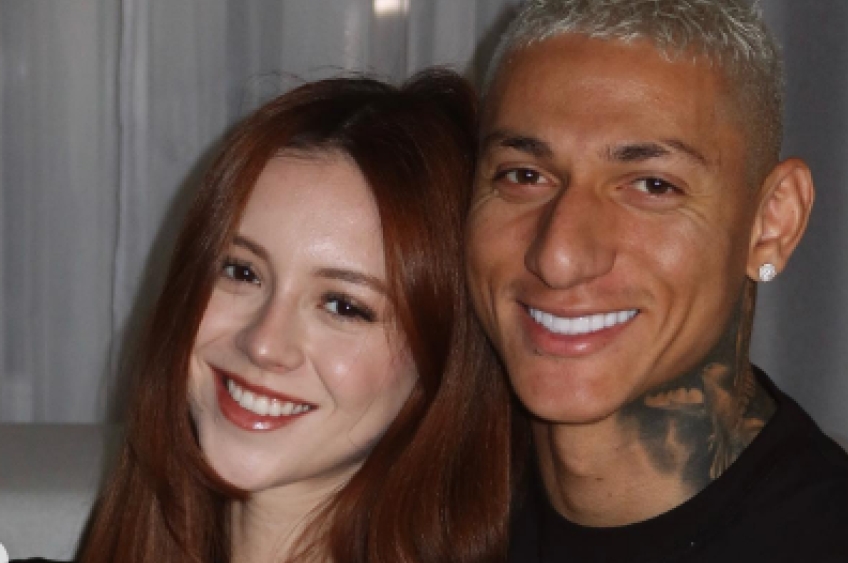 Richarlison e Amanda Araújo anunciam a chegada do primeiro filho: ‘Agora Somos Três’